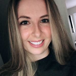 Meet your Posher, Stephanie